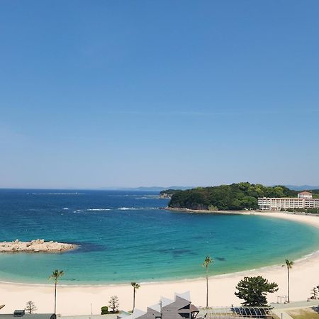 Hotel Sanrakuso Shirahama Dış mekan fotoğraf