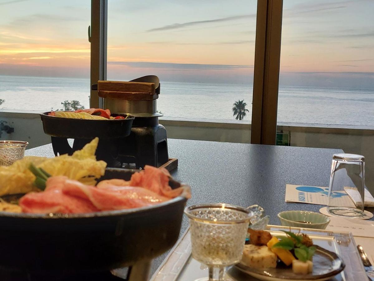 Hotel Sanrakuso Shirahama Dış mekan fotoğraf